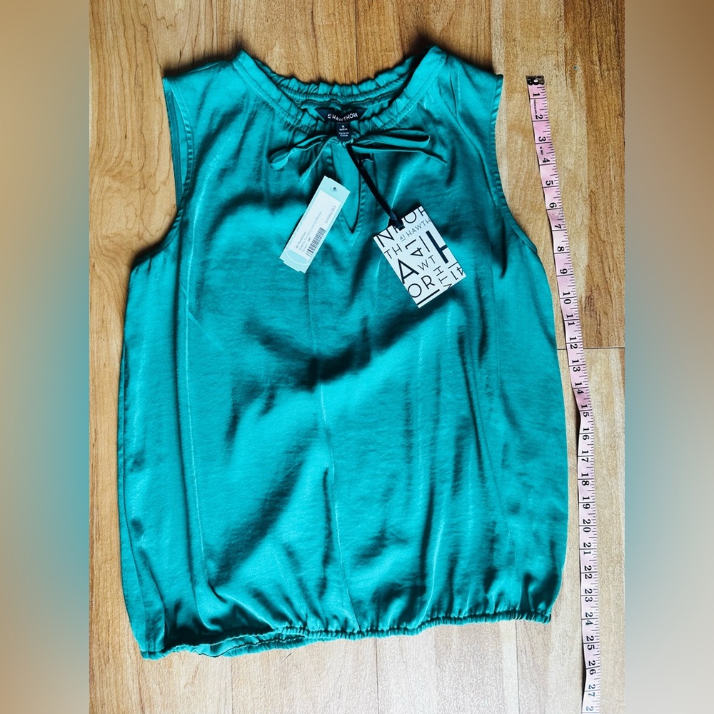 Mabilia Tie Neck  Green  Sleeveless Top